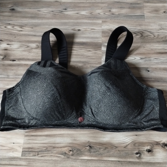 LIVI Active High-Impact Wicking Max Support Underwire Sports Bra Size 46C - Picture 1 of 5